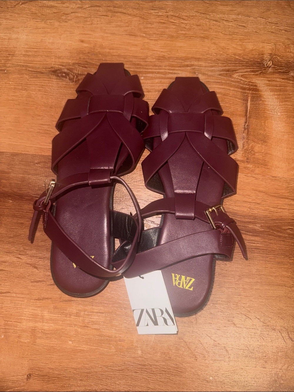 NWT Zara Burgundy Maroon Fisherman Cage Gladiator Flat Sandals